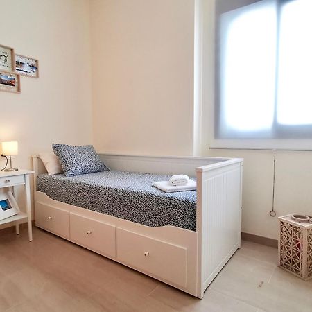 Teodosio Apartment Free Parking & Central Ac Séville Extérieur photo