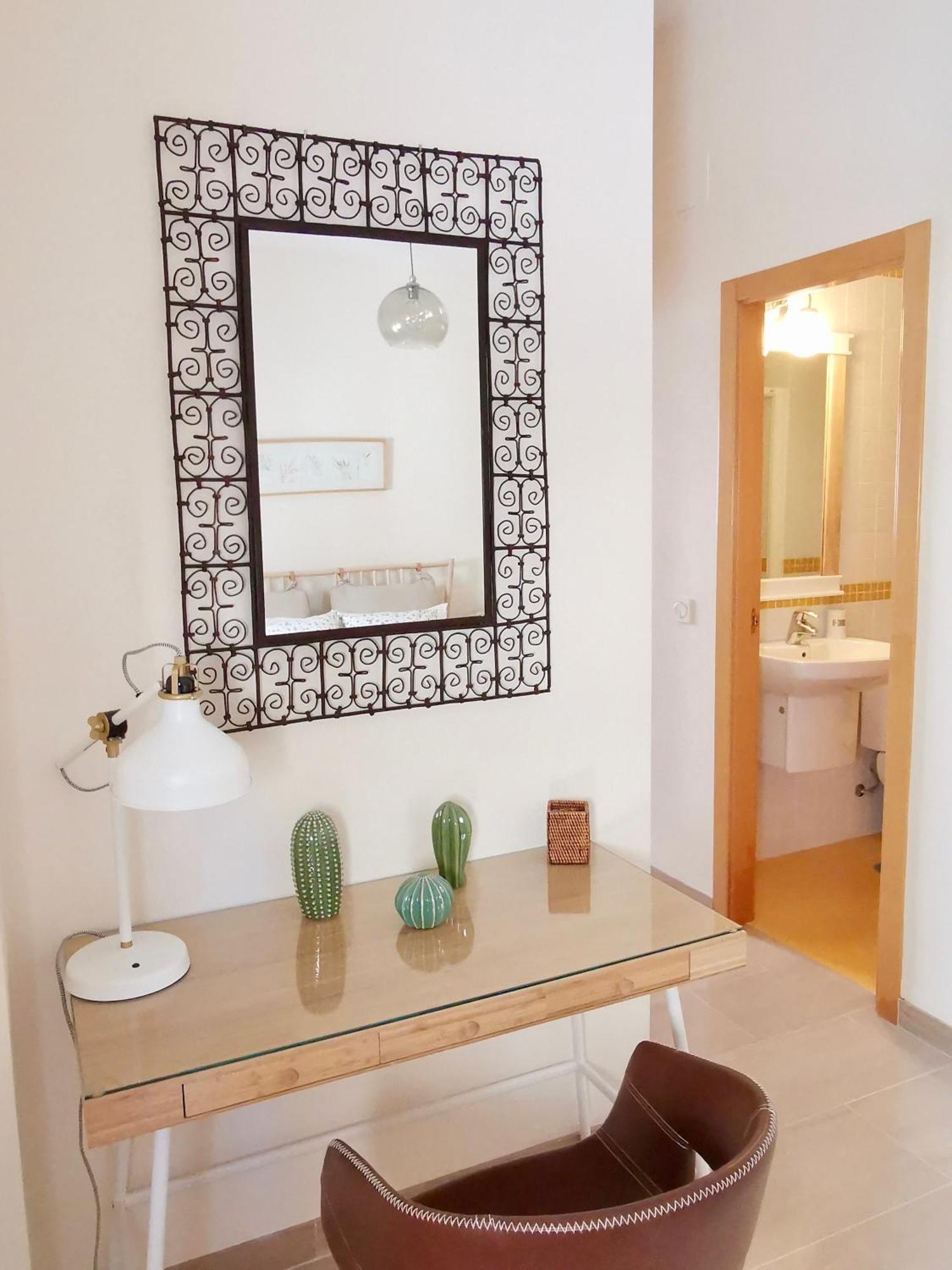 Teodosio Apartment Free Parking & Central Ac Séville Extérieur photo