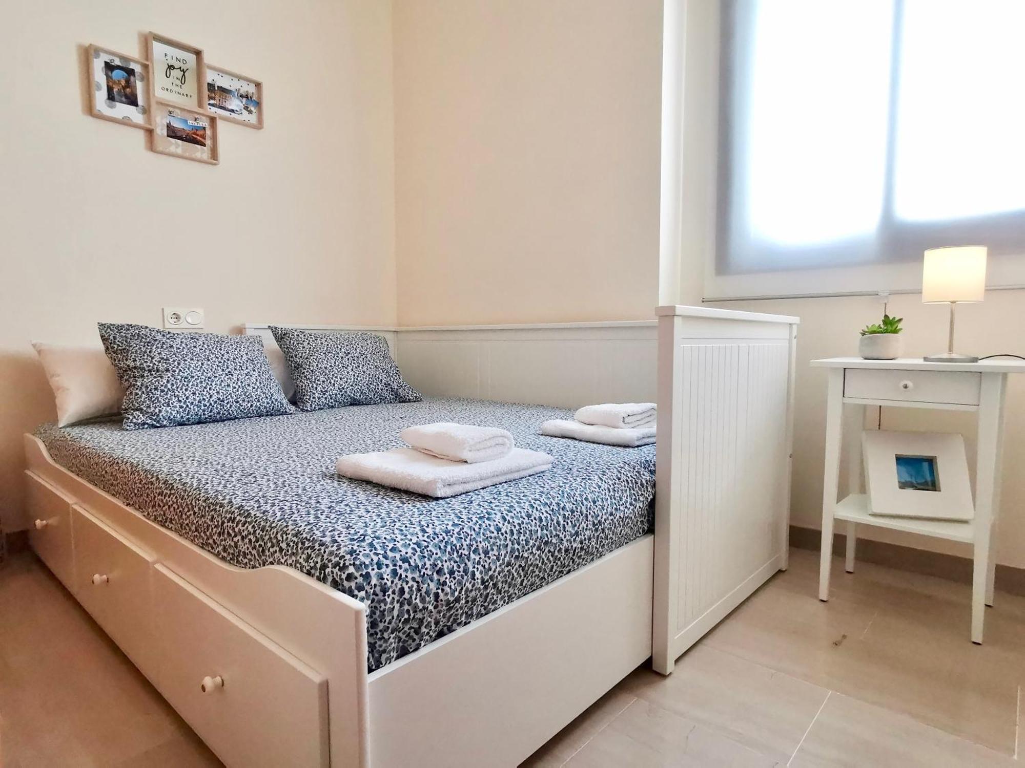 Teodosio Apartment Free Parking & Central Ac Séville Extérieur photo