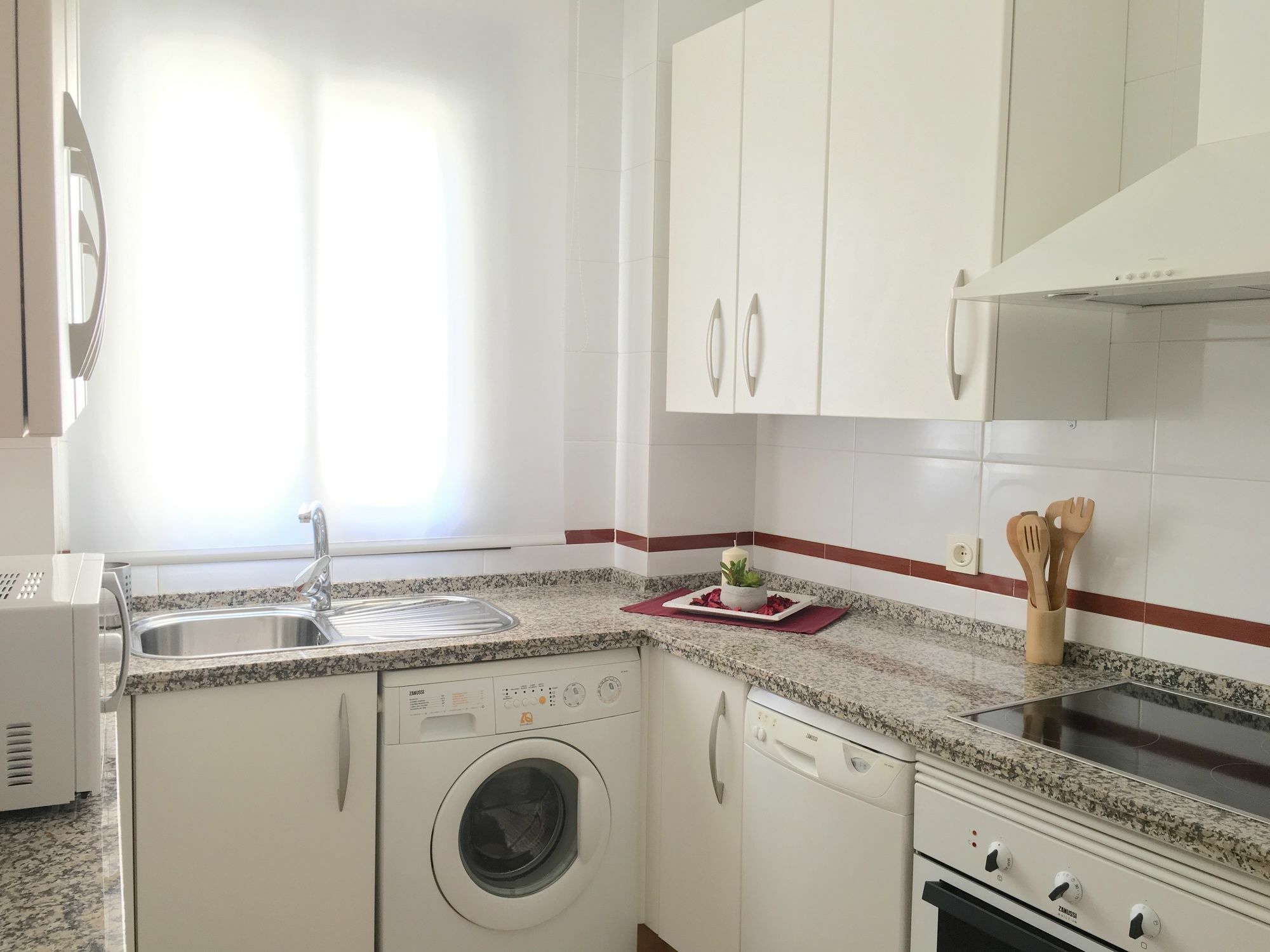 Teodosio Apartment Free Parking & Central Ac Séville Extérieur photo
