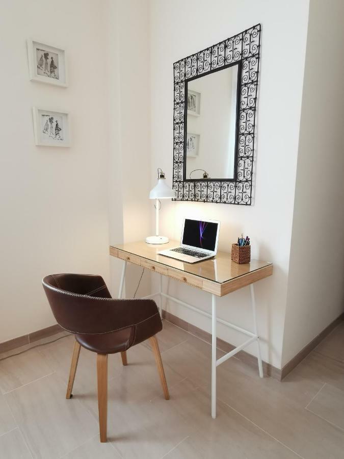 Teodosio Apartment Free Parking & Central Ac Séville Extérieur photo